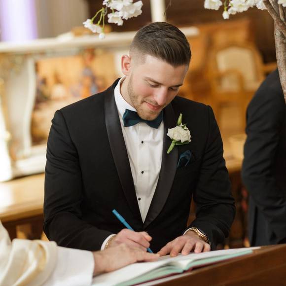 Meet your Posher, Mikael - Picture 1 of 1